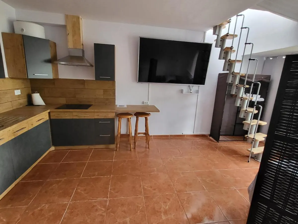 ארונה Captain Morgan House ספרד