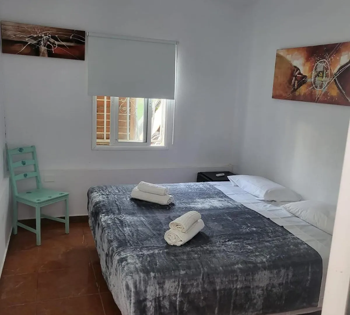 בית אירוח ארונה Captain Morgan House